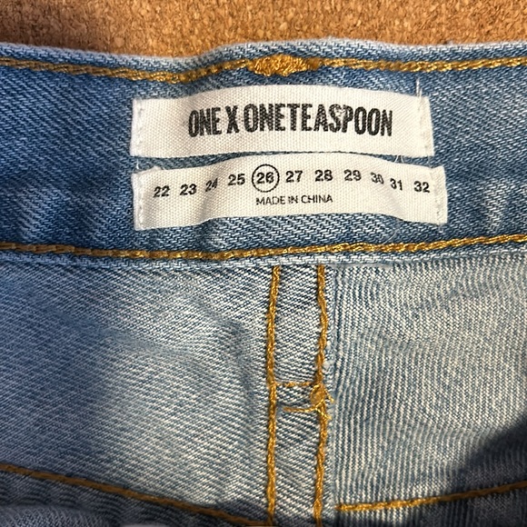 One Teaspoon Rollers Low Waist Long Rise Extreme Curve Raw Hem Jean Shorts 26 - Picture 6 of 14